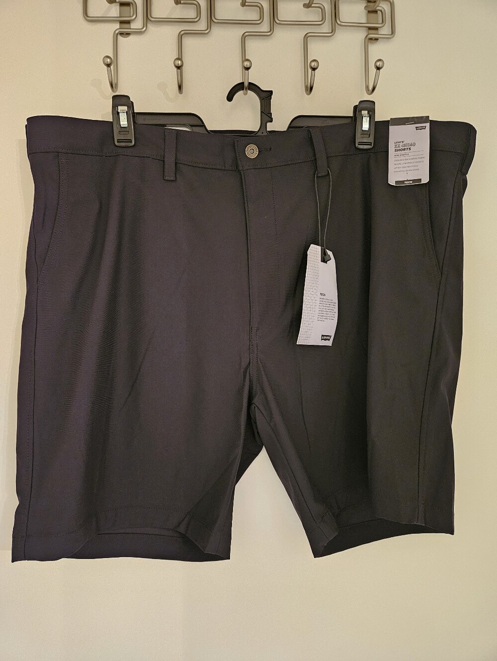 Share NWT Levi's XX Chino Shorts Tech Men's Size 44 x 8 Black